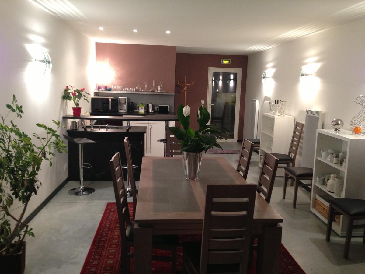 Bed and Breakfast Domaine De Giron Moulis-en-Médoc Exterior foto
