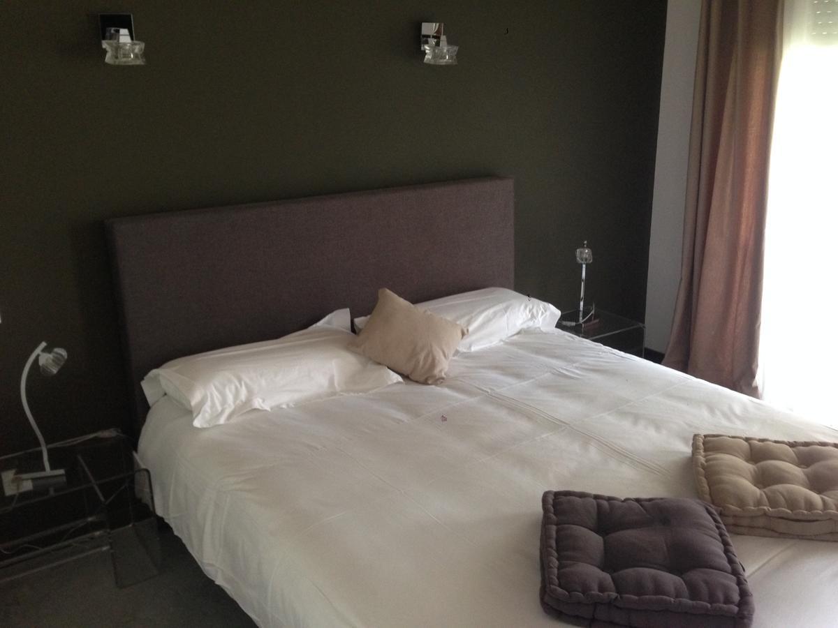 Bed and Breakfast Domaine De Giron Moulis-en-Médoc Exterior foto
